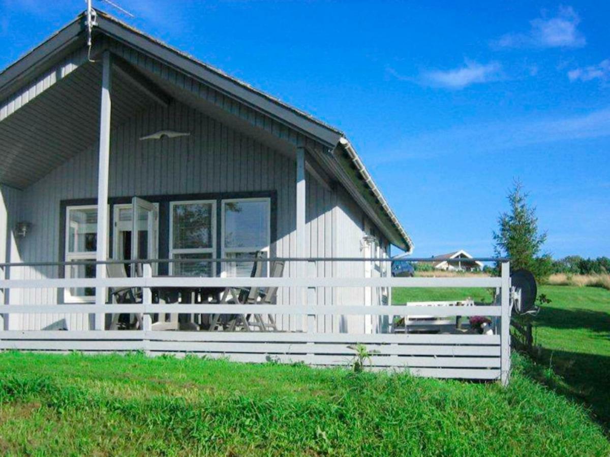 Three-Bedroom Holiday Home In Hasle 3 Vang  Exterior photo